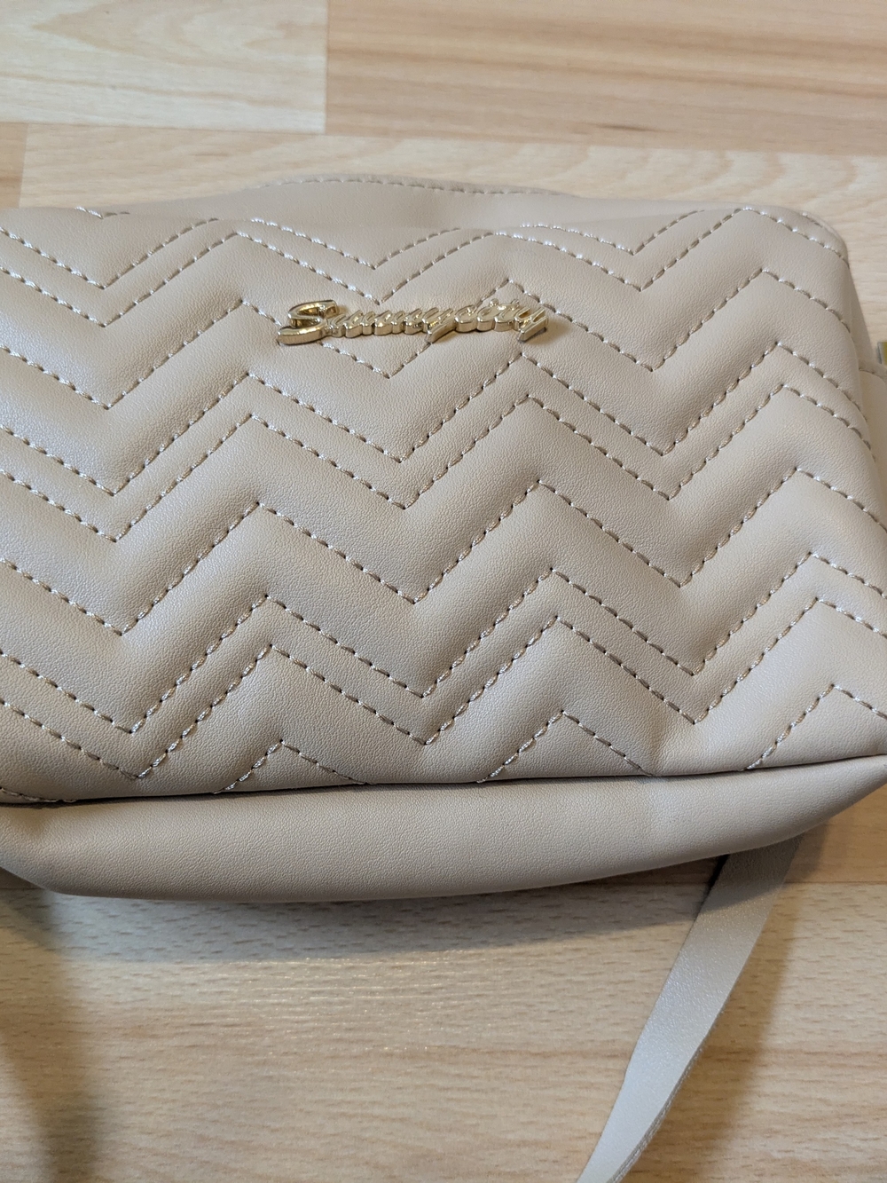 Bag Beige Quilted Women's Crossbody Bag with Gold Logo